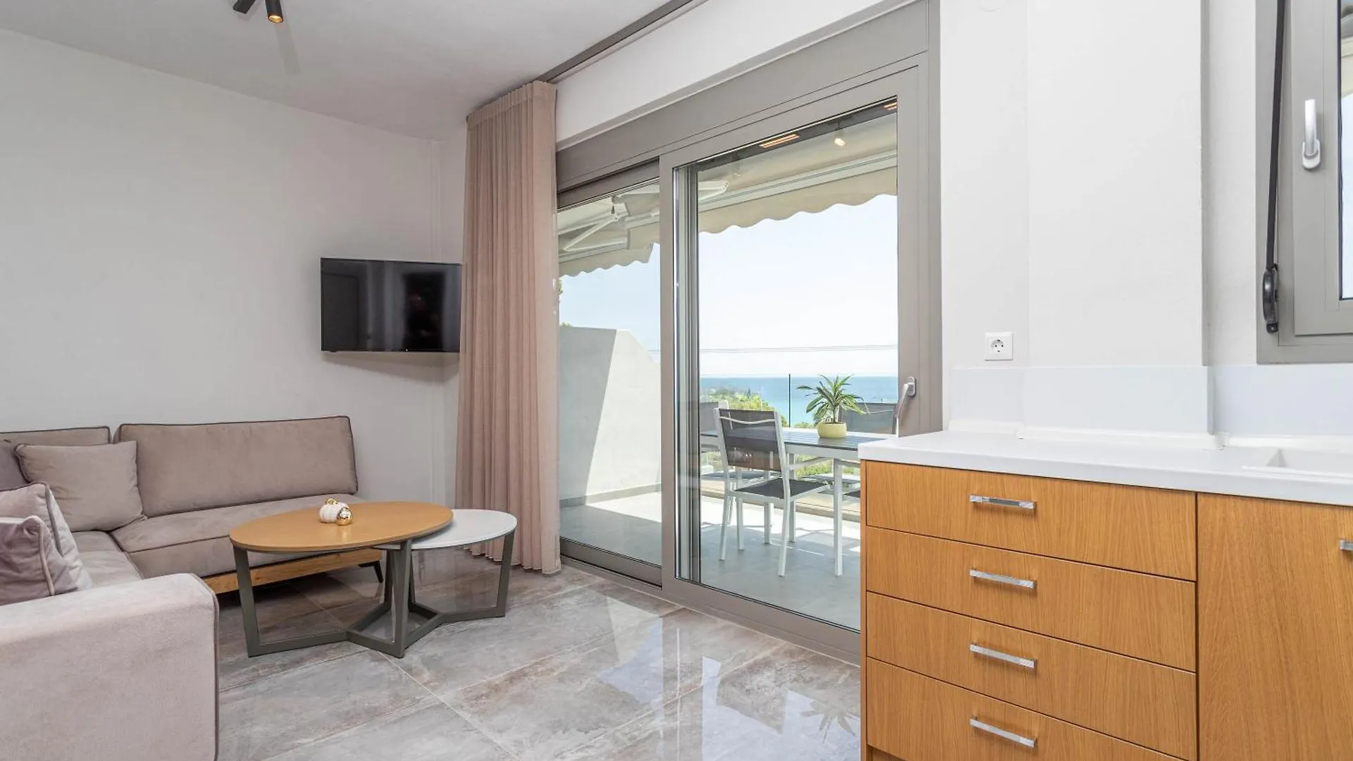 Alexmare Seaview House Mola Kaliva Villa Holiday home