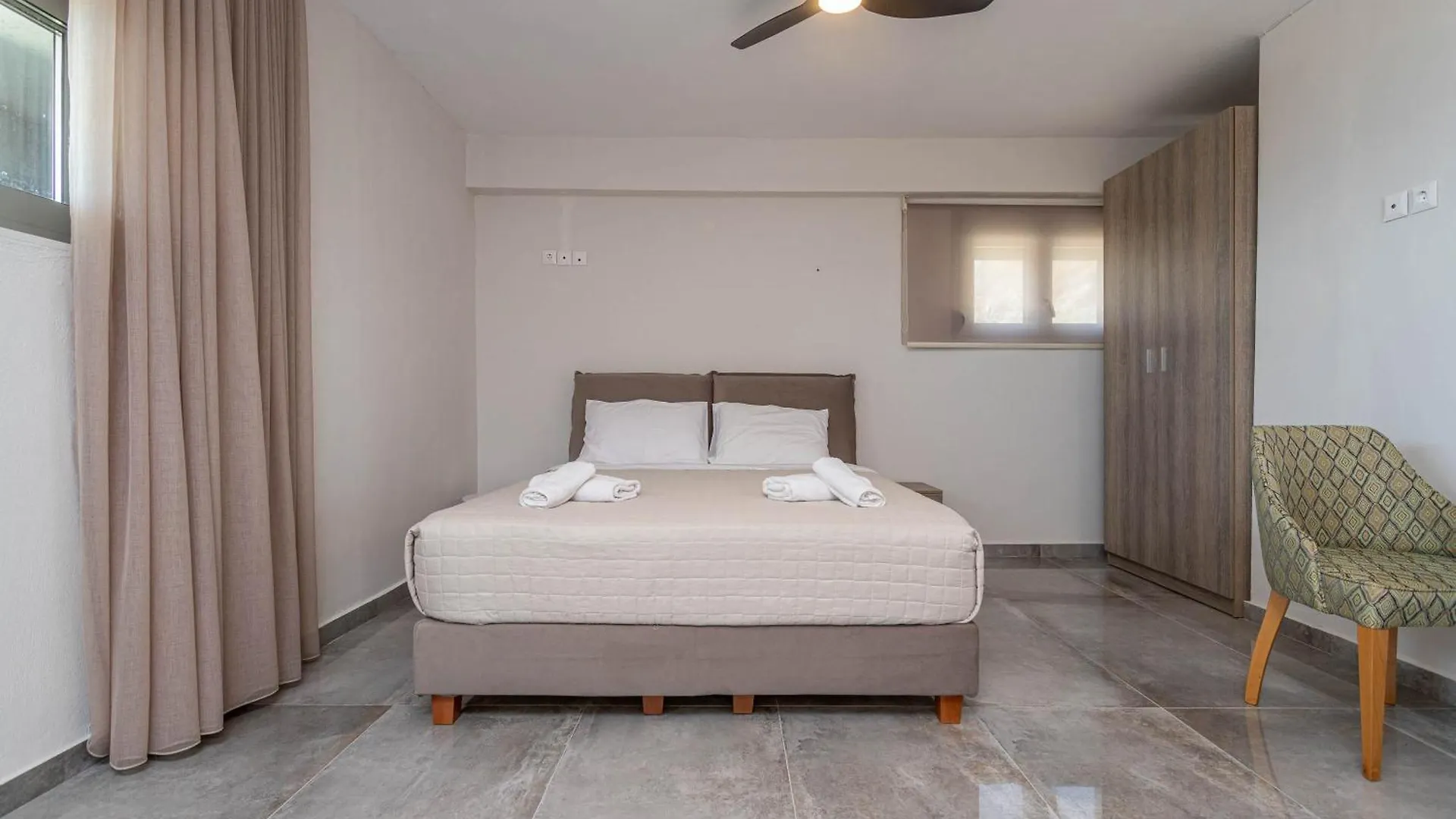 Holiday home Alexmare Seaview House Mola Kaliva Villa